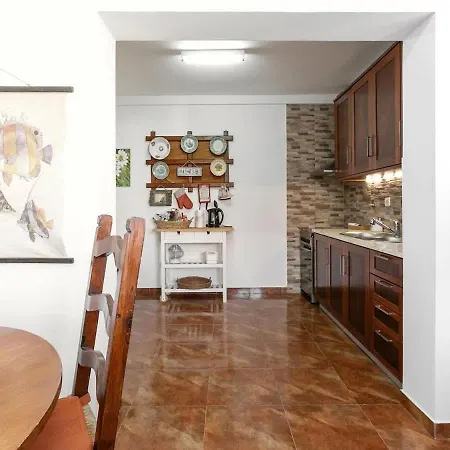 Matias Terrace House アパート *