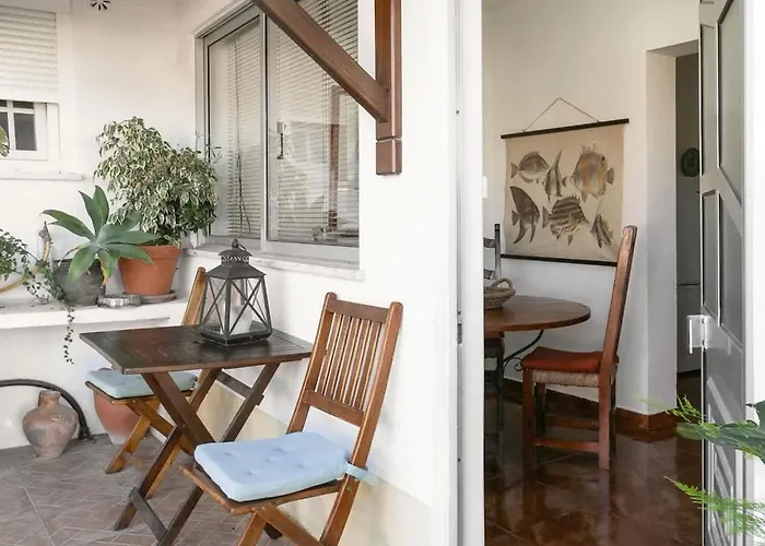 Matias Terrace House